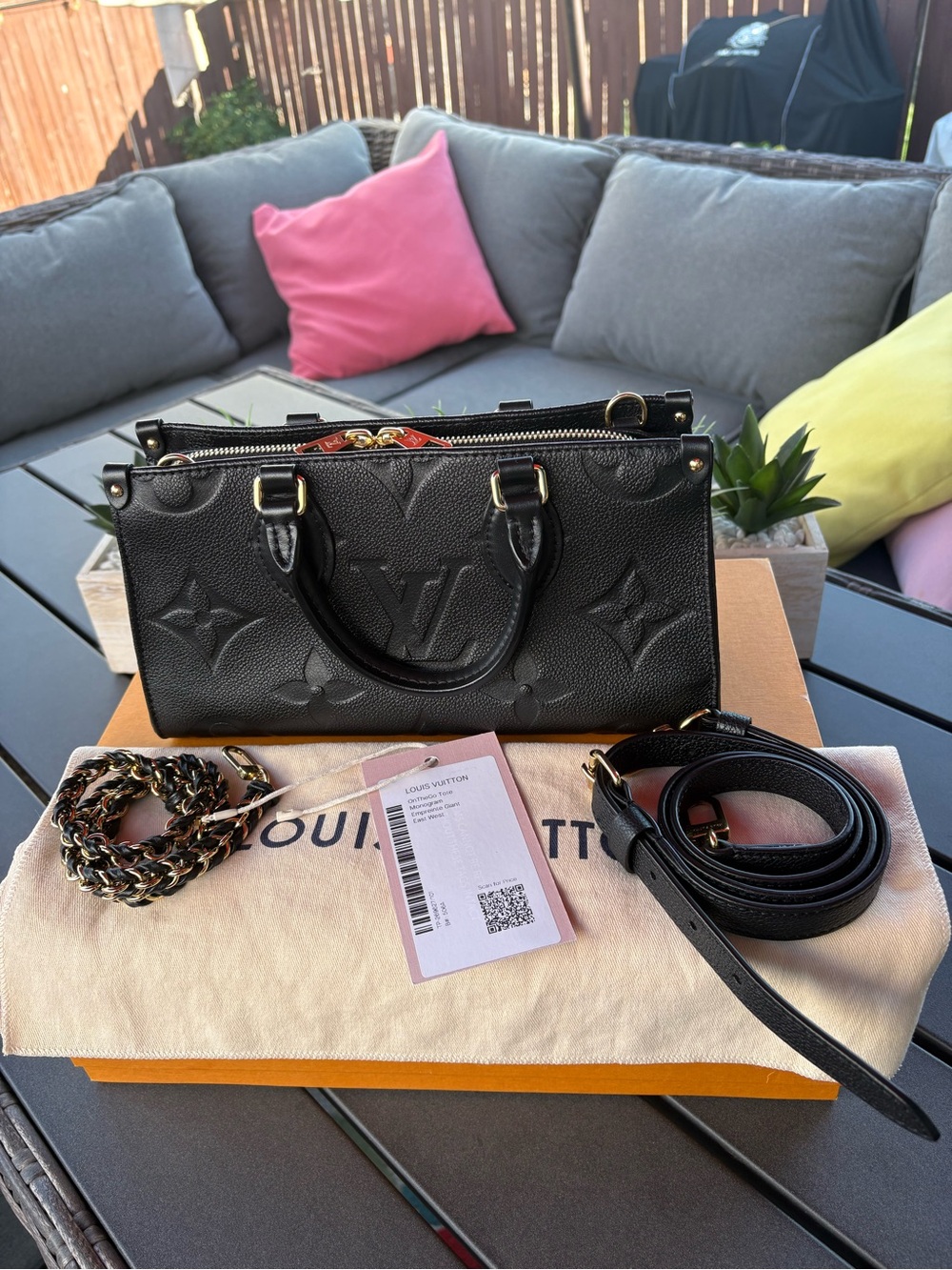 OnTheGo Tote Monogram Empreinte Giant East West